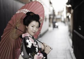 Нежната магия на Япония през април